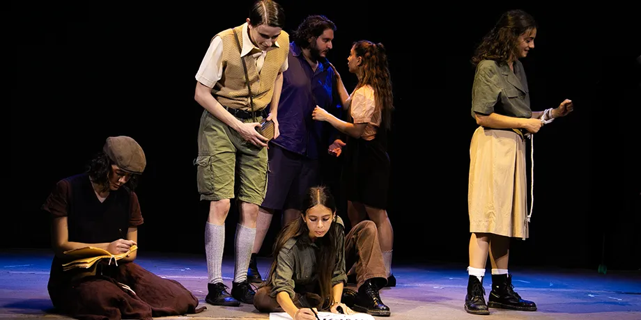 Accademia Internazionale di Teatro Roma – Le supplici / Funambules / FavolIsland … – Anno Accademico 2024/2025 – foto 41