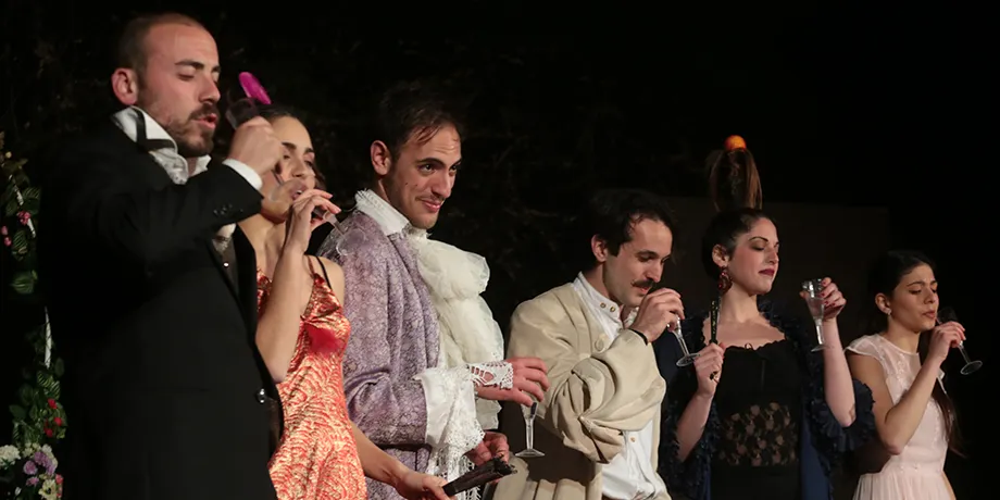 Accademia Internazionale di Teatro Roma – Assurde discrepanze / Le visioni di Prospero: viaggio nelle opere di Shakespeare / Così è la farsa così è la vita: Bang … – Anno Accademico 2018/2019 – foto 11