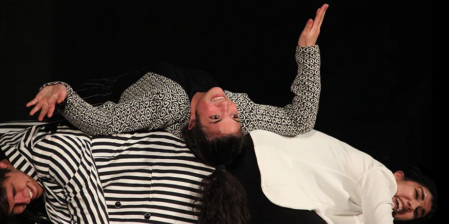 Accademia Internazionale di Teatro Roma – Assurde discrepanze / Le visioni di Prospero: viaggio nelle opere di Shakespeare / Così è la farsa così è la vita: Bang … – Anno Accademico 2018/2019 – foto 46
