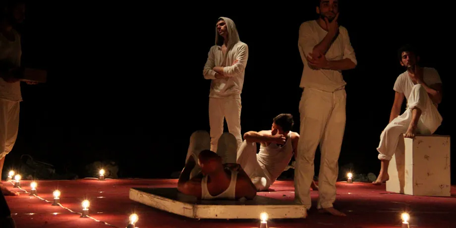 Accademia Internazionale di Teatro Roma – Guarda la luna / Bodas de Sangre / La cavalcata storica dei gangster – Anno Accademico 2012/2013 – foto 29