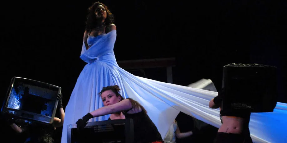 Accademia Internazionale di Teatro Roma – Spettacolo Anno Accademico 2010/2011 – foto 26
