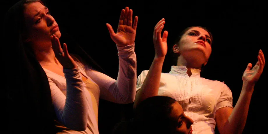 Accademia Internazionale di Teatro Roma – Spettacolo Anno Accademico 2009/2010 – foto 35