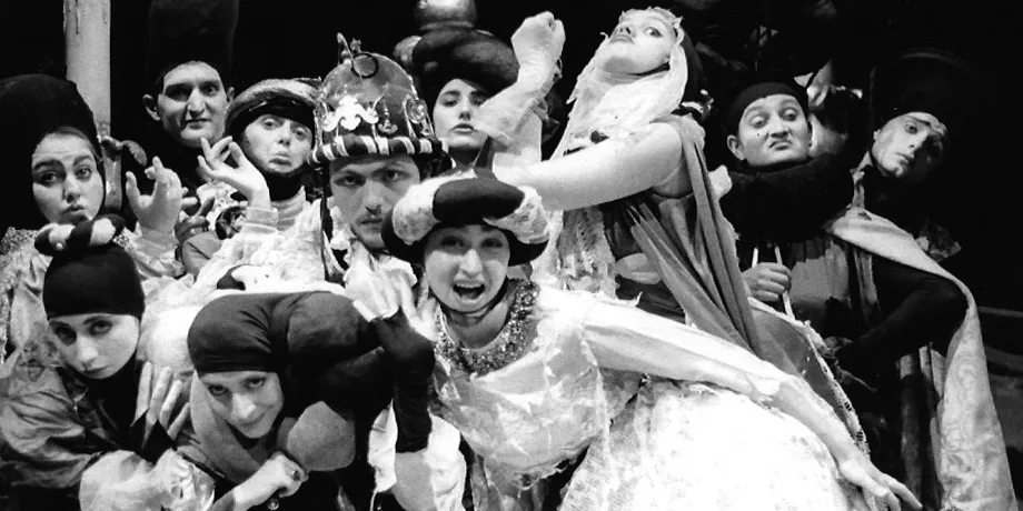 Accademia Internazionale di Teatro Roma – La Sfinge / Storie di piccole fobie / Una lunga domenica di passione … – Anno Accademico 1992/1993 – foto 5